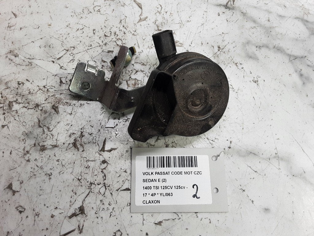 AVERTISSEUR/KLAXON Volkswagen Passat (3G2) (7N0951221A), Volkswagen, Mevr. I. Hauben, Utilisé, Rue de l'Espoir 34 34
4030  GRIVEGNÉE, BE