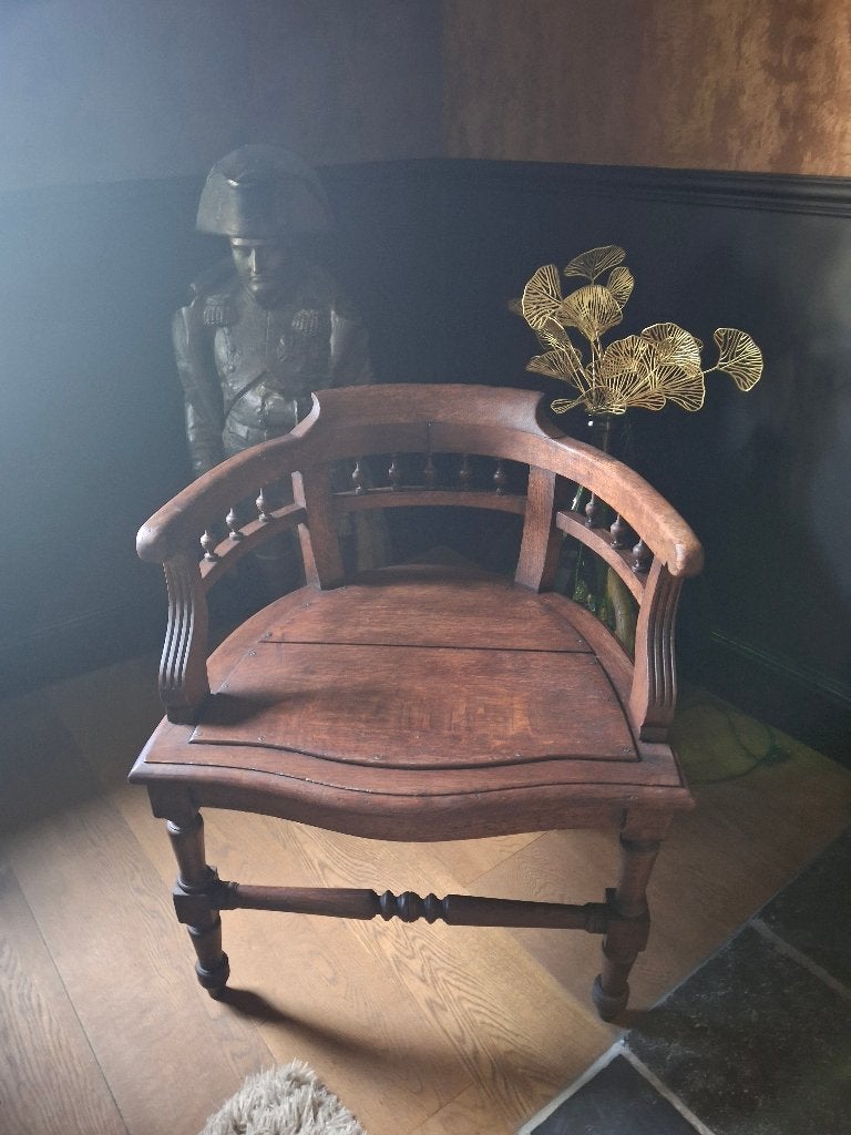 Captain's chair, Ophalen