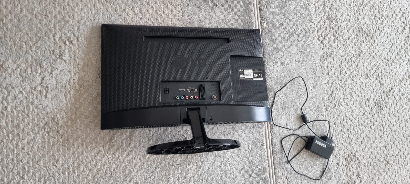 lg tv en computer beeldscherm 22 inch, Enlèvement