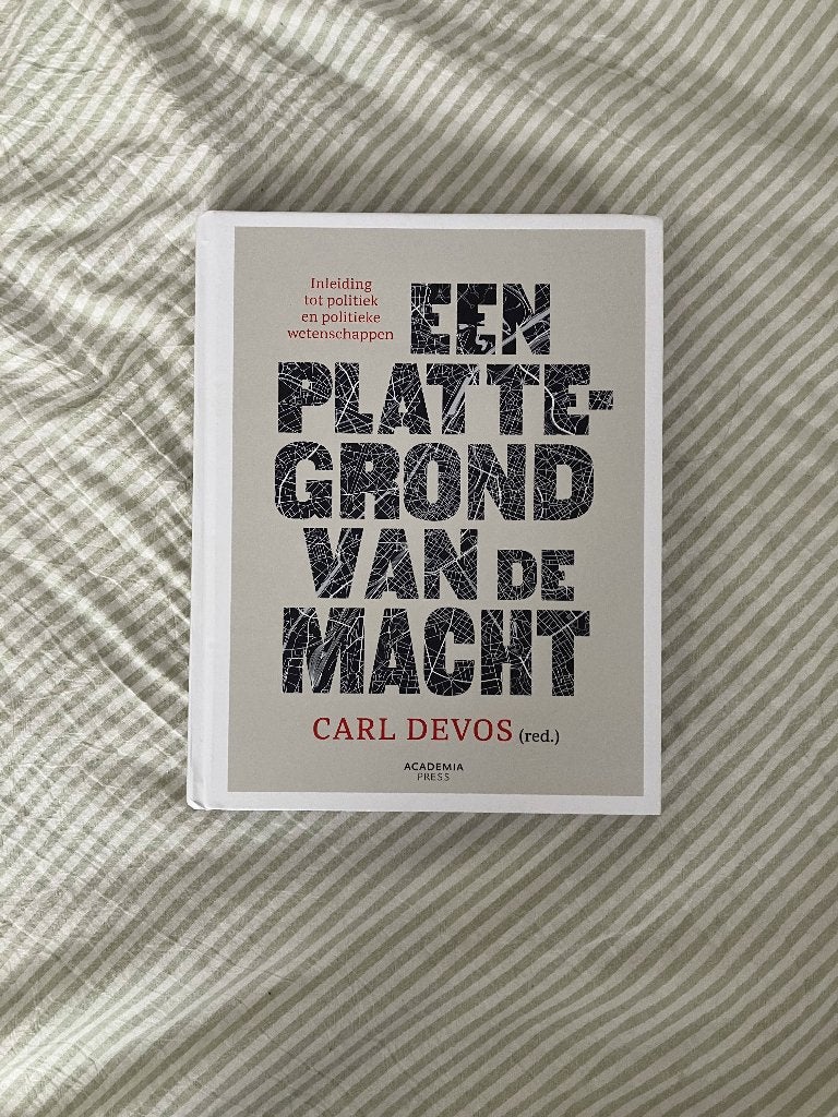 Een plattegrond van de macht - Carl Devos (2024 editie), Enlèvement ou Envoi, Comme neuf, Enseignement supérieur, Carl Devos