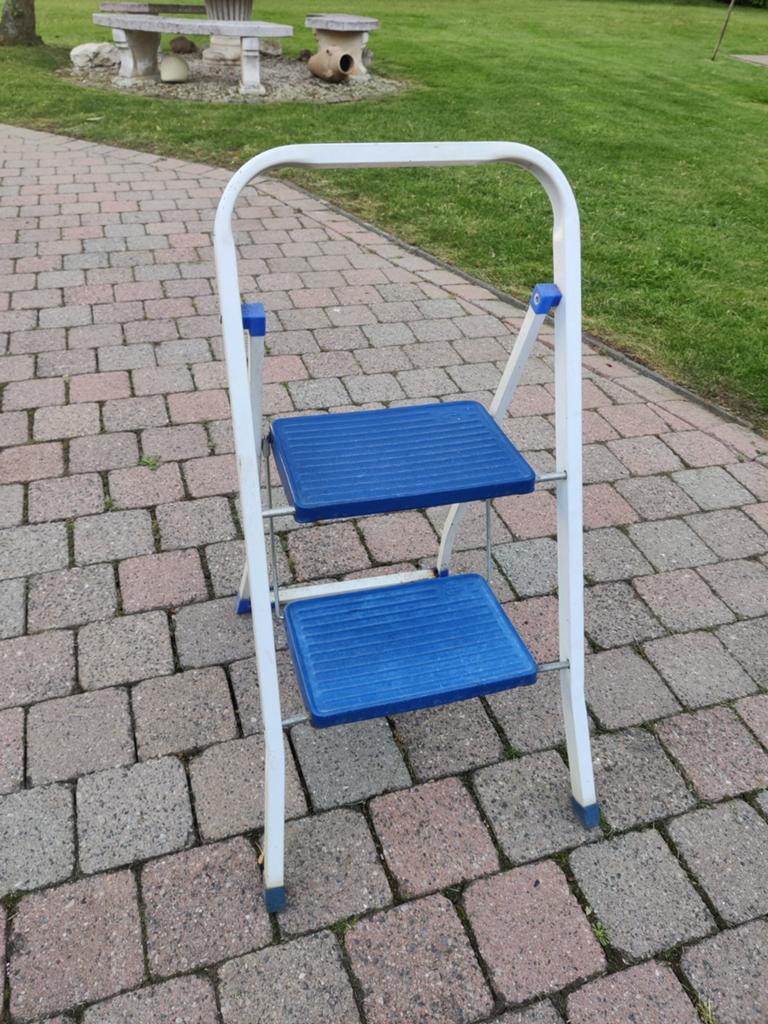 Petit escalier, Enlèvement
