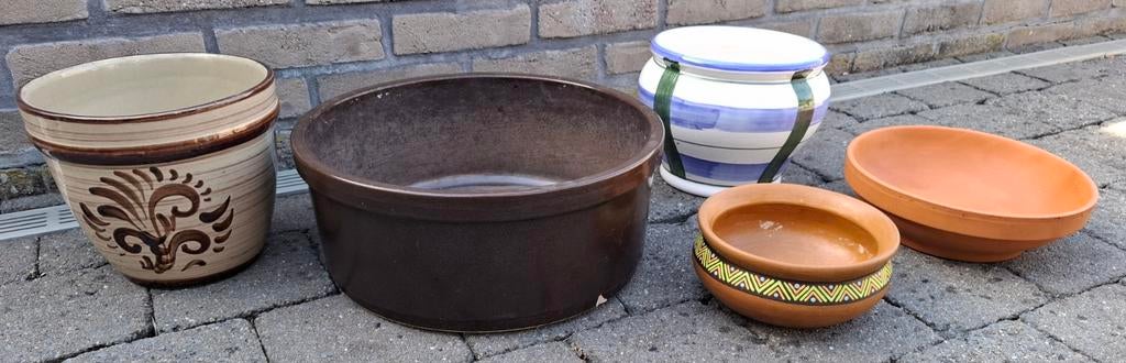 Lot van 5 keramiek en terracotta bloempotten, 25 tot 40 cm, Gebruikt, Rond, Ophalen of Verzenden