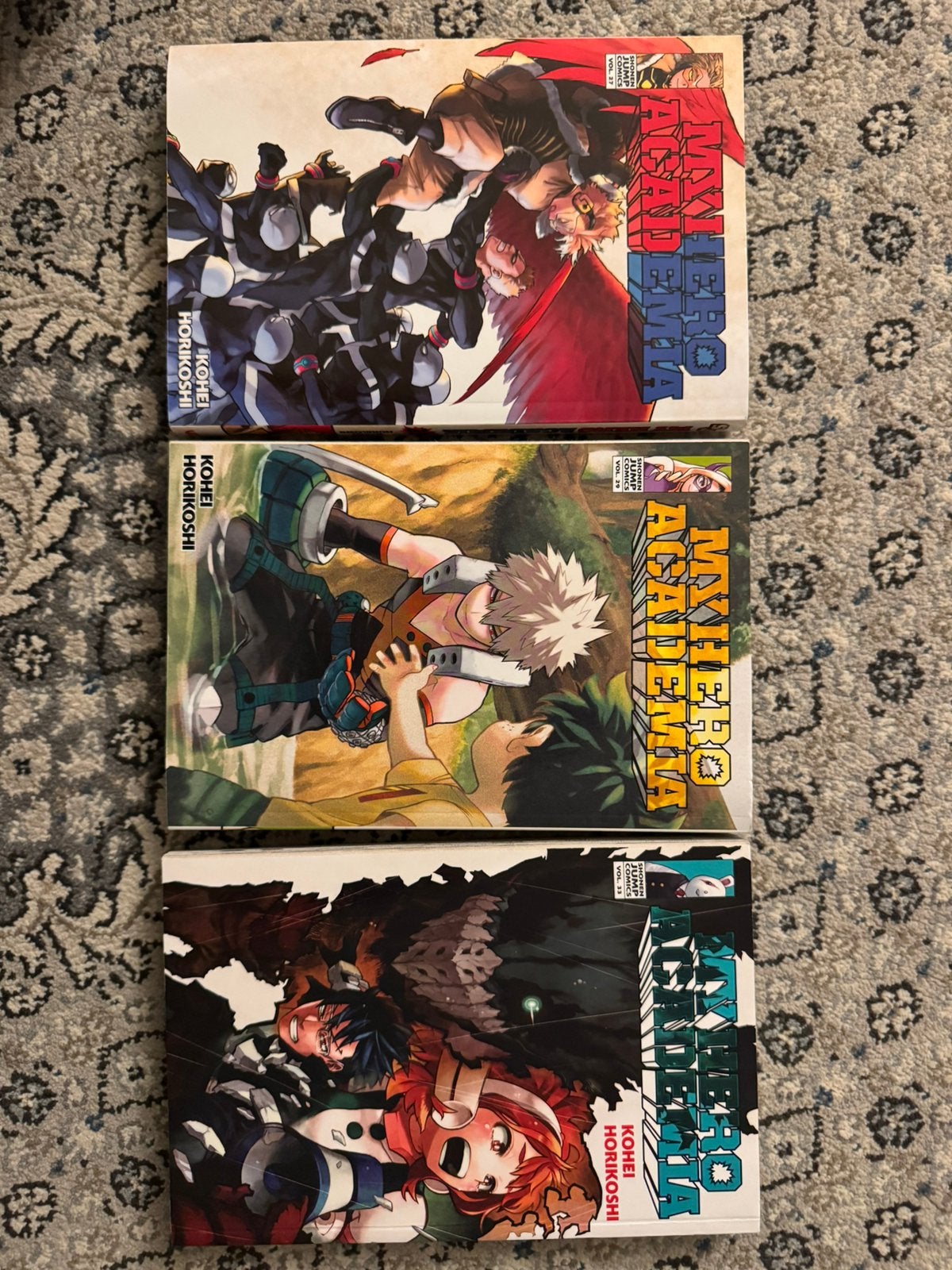 My hero academia mangas + izuku midoriya look up figure, Livres, BD | Comics, Enlèvement ou Envoi, Comme neuf