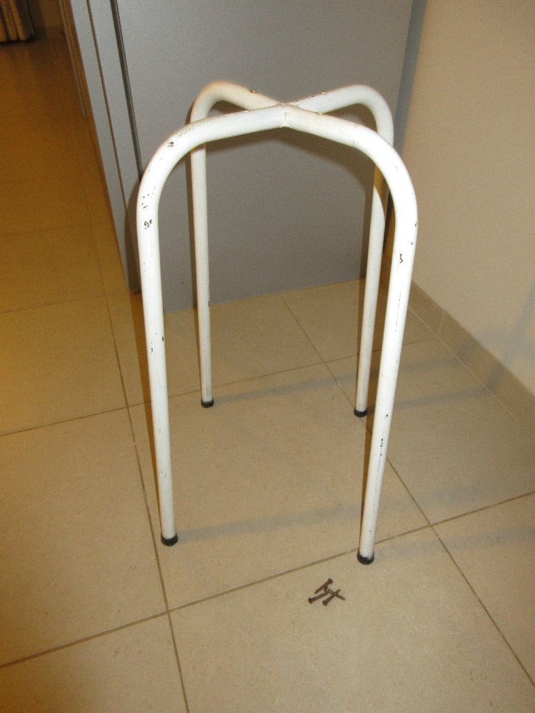 Base en métal pour tabouret vintage sixties pied en fer, Enlèvement