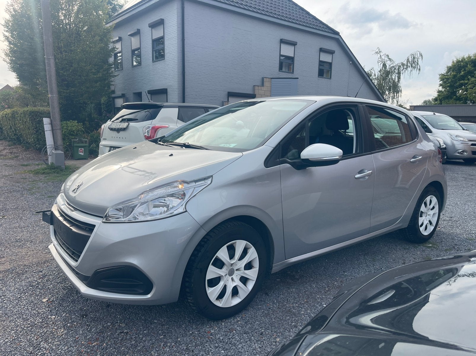 Peugeot 1.2i Benzine,Airco,Cruise control,Boite defect!..., Euro 6, 5 deurs, Particulier, 3 cilinders