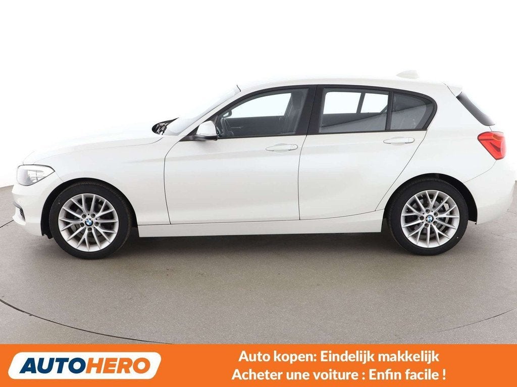 BMW 1 Serie 116 116i Advantage (bj 2018), Auto's, Gebruikt, 164 g/km, Automatische klimaatregeling, Wit