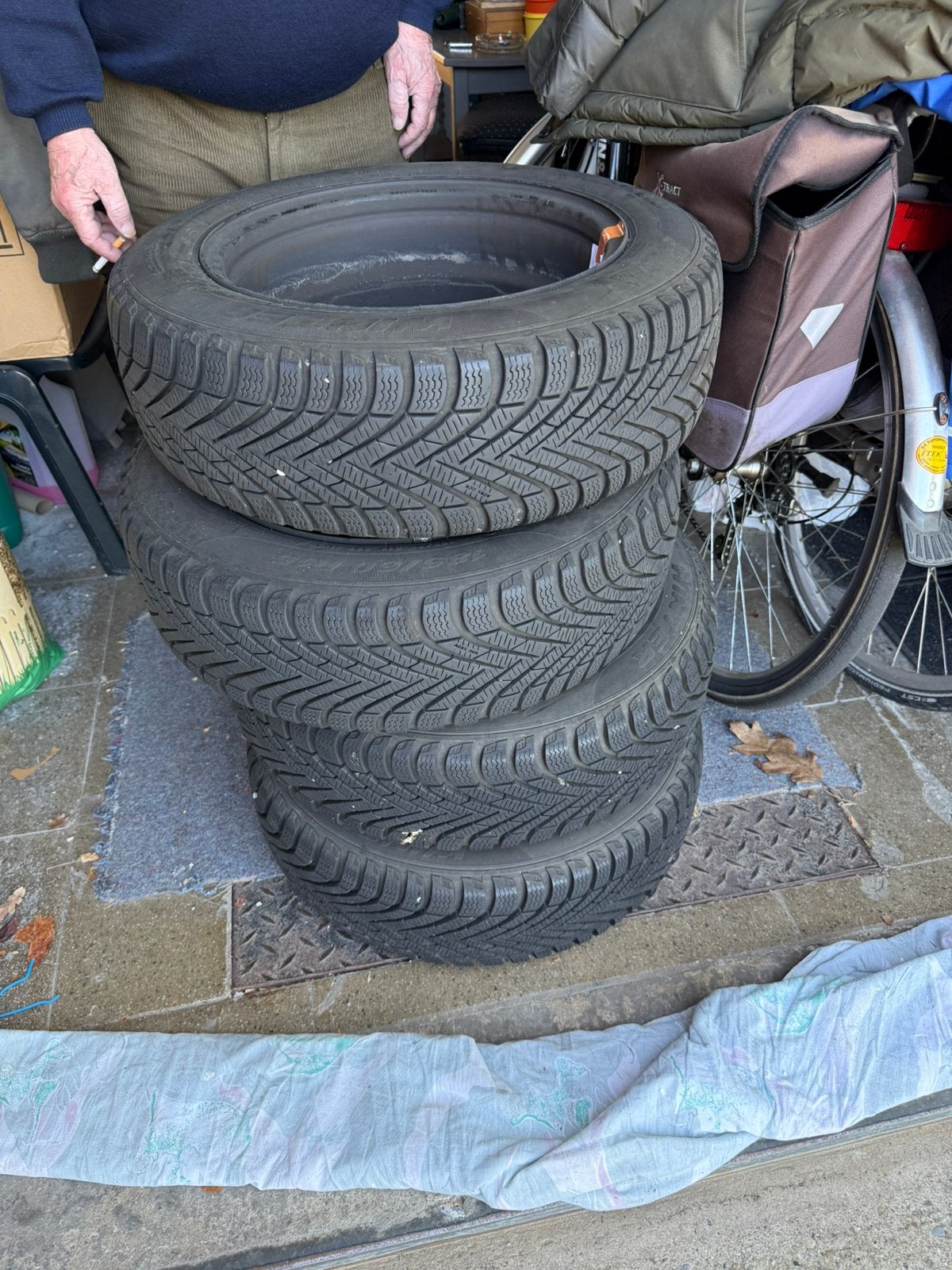 Winterbanden op velg, Auto-onderdelen, Ophalen, 15 inch, Nieuw, Band(en)