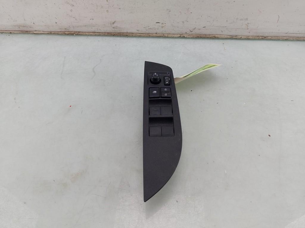 RAAMSCHAKELAAR Corolla Cross (|84041016020|8404016020|), Dhr. J. Ham, Gebruikt, Administratie@autoham.nl, Toyota
