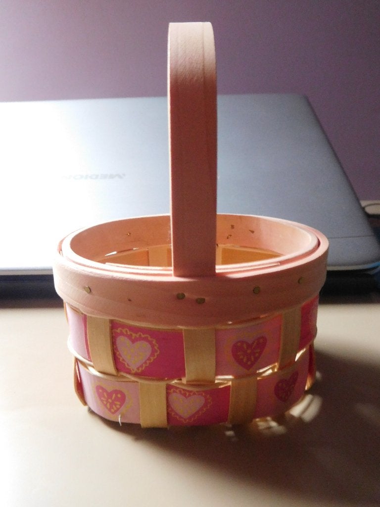 Panier rangement rose et beige avec ces cœurs, Enlèvement ou Envoi, Comme neuf
