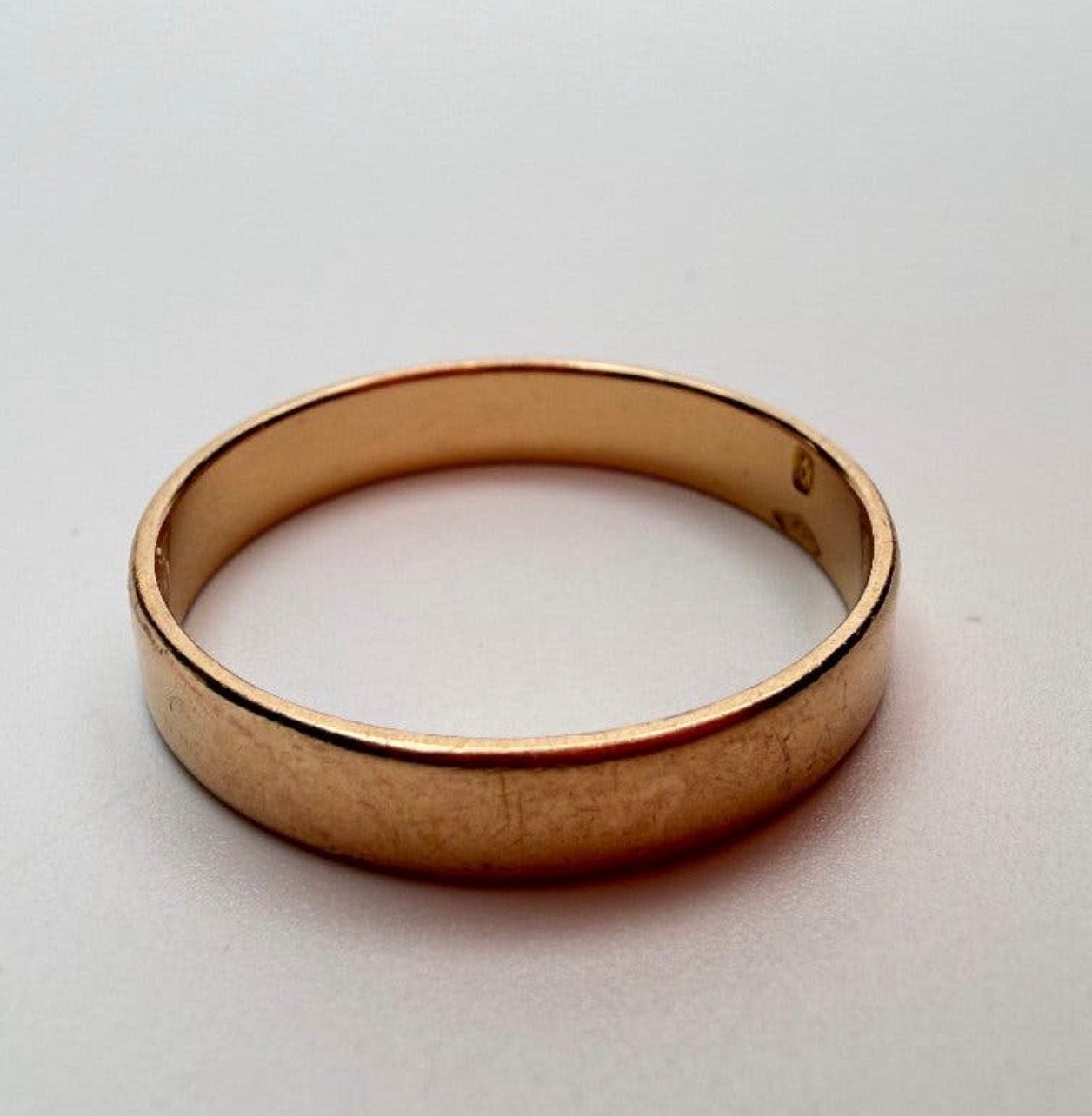 Goud ring 18 karaat met 750 gestapeld, Ophalen of Verzenden, Goud