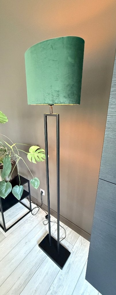 Interieur: Set -> Staande lamp en bijhorende tafellamp, Comme neuf, Avec abat-jour, Noir, Métal