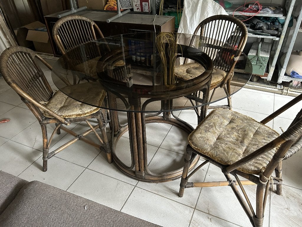 Ronde glazen tafel met 5 rotan stoelen - diameter=120cm, Ophalen, Gebruikt, Rond, Glas