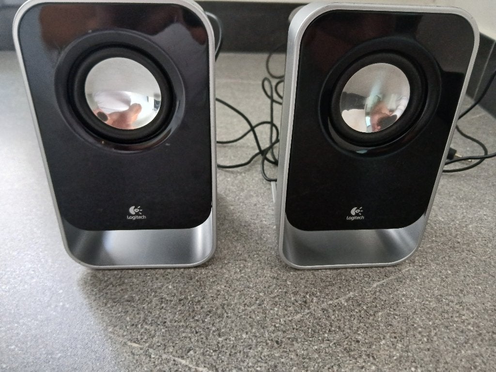 Logitech boxen, Ophalen of Verzenden, Zo goed als nieuw, Logitech