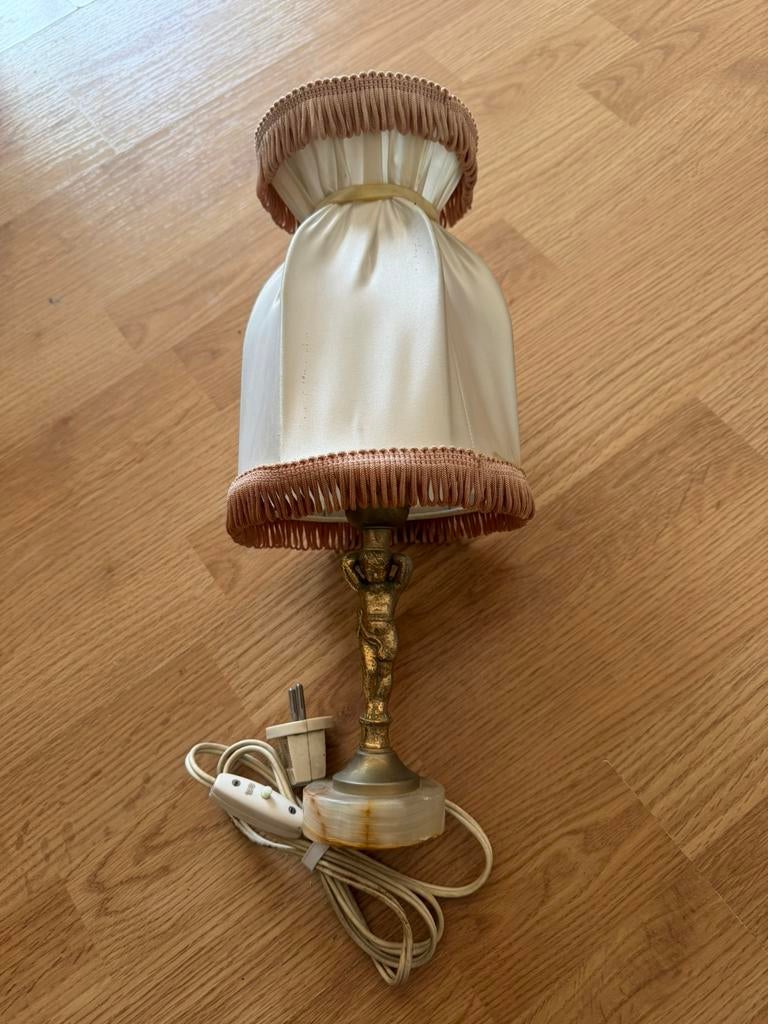 Klein bedlampje met een tinnen figuur van Michelange, Ophalen, Zo goed als nieuw