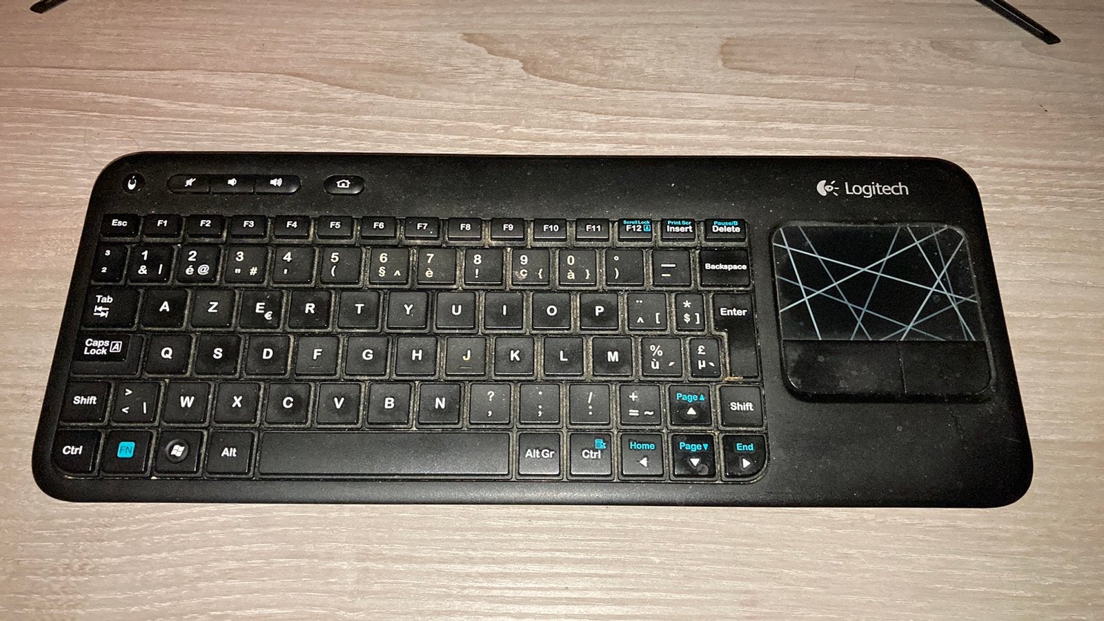 LOGTICH k400, Informatique & Logiciels, Claviers, Utilisé, Azerty, Sans fil, Clavier gamer, Enlèvement