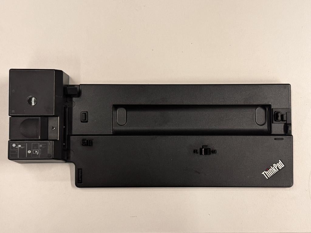 50 docking stations Lenovo met voeding, Enlèvement, Utilisé, Station d'accueil, Lenovo