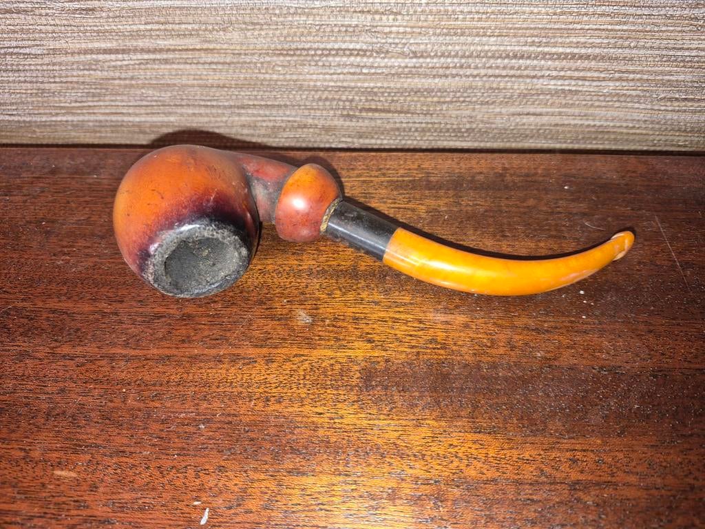 Pipe en calebasse avec embout incurvé., Enlèvement ou Envoi