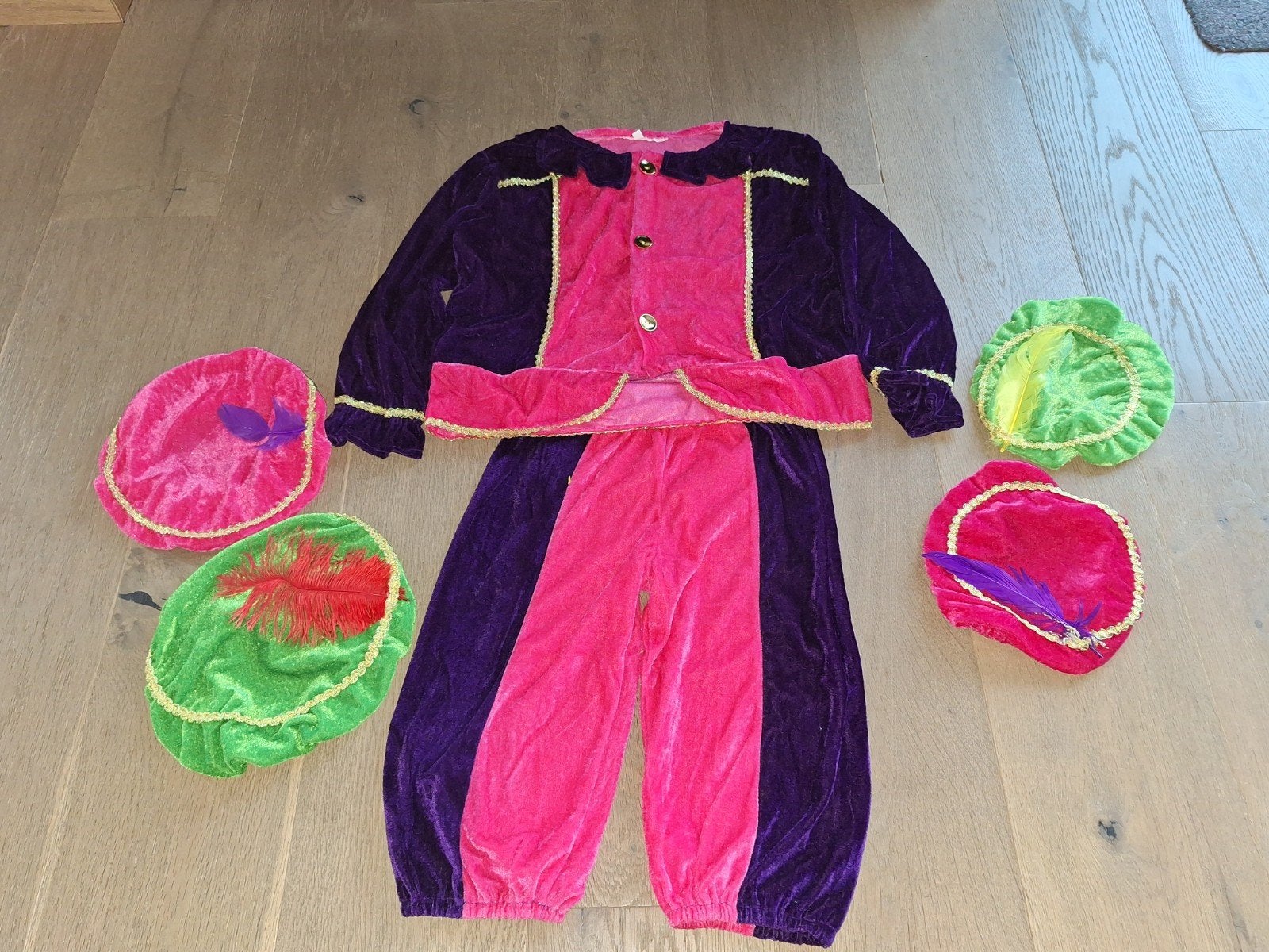 Verkleedkleren roetpiet (6-8 jaar), Kinderen en Baby's, Carnavalskleding en Verkleedspullen, Ophalen
