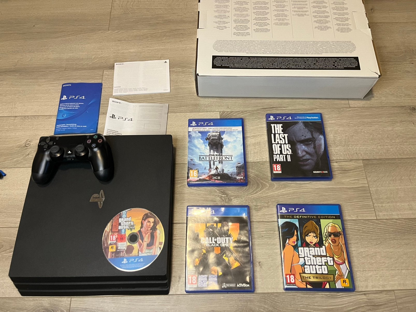 PS4 Pro 1TB+ controller+ 4 games + originele doos | Compleet, Met games, Ophalen of Verzenden, Zo goed als nieuw, 1 TB