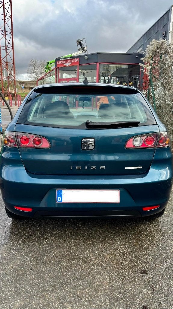 Seat Ibiza 6l Diesel, Auto's, Seat, Voorwielaandrijving, Zwart, 1184 kg, Blauw