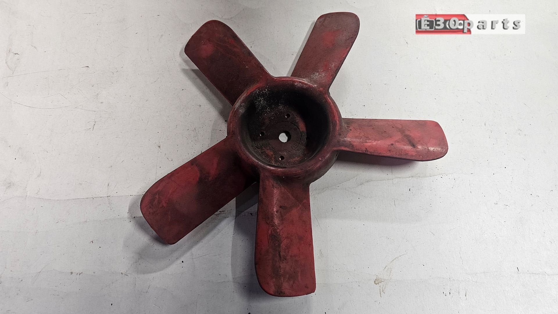 Koelvin 5 blads 360 MM M10 BMW 3 / 5  serie E21 E12 11521257, Gebruikt, -, Ophalen of Verzenden, -