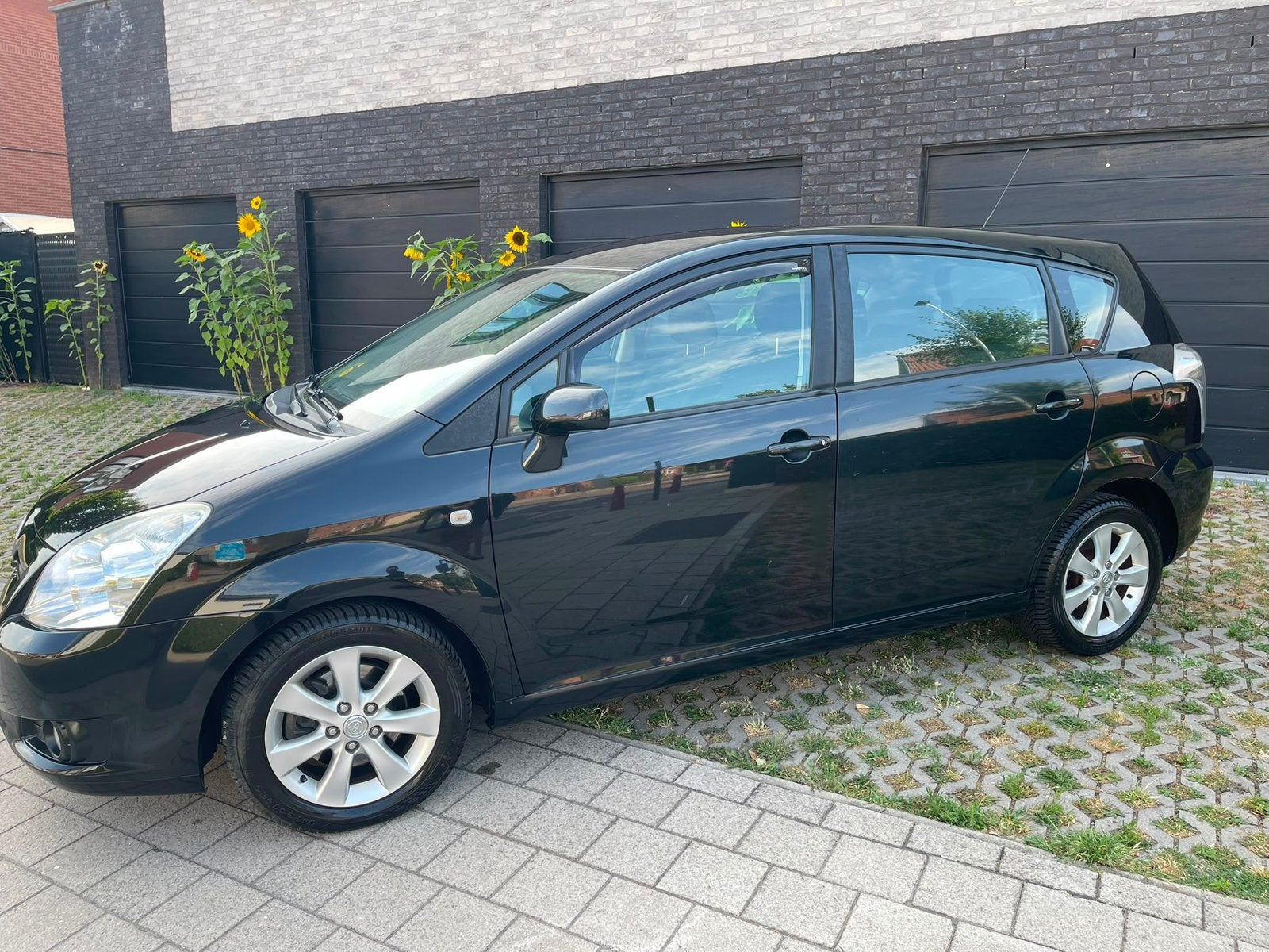 Toyota Corolla Verso 1.6i, Autos, 90 kW, 1700 kg, 7 places, 5 portes