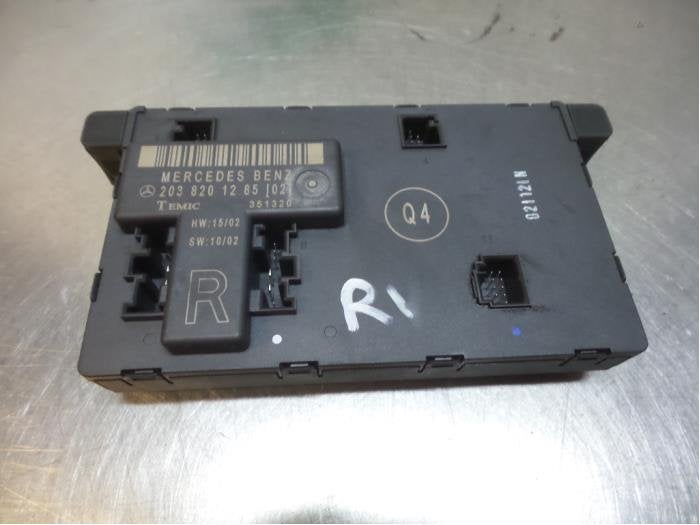Module verrouillage central des portes d'un Mercedes C-Klass, 3 mois de garantie, Utilisé, -, -