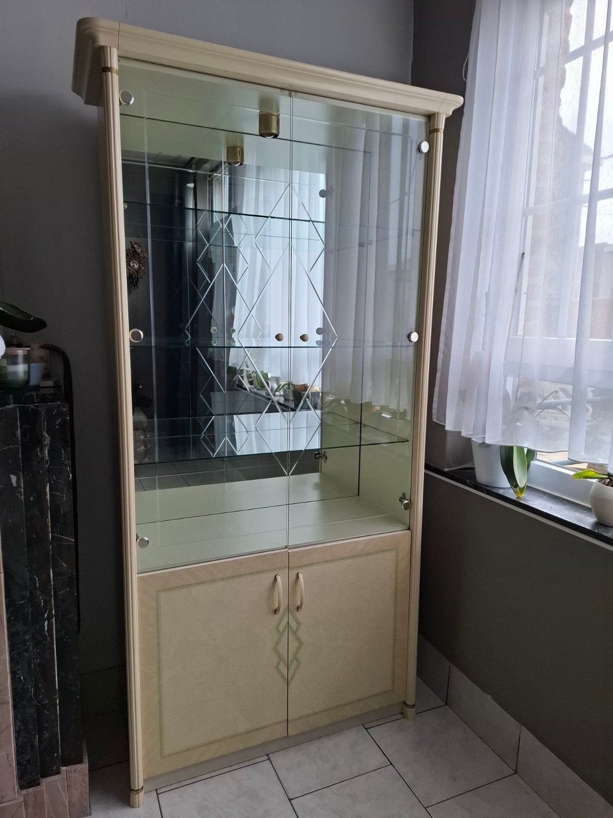 A donner  armoire vitrine, Maison & Meubles, Armoires | Vitrines, 25 à 50 cm, Avec porte(s), Utilisé, 50 à 100 cm