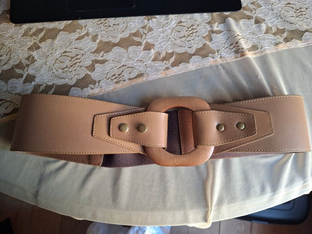 Lederen tailleriem Bruno Antognini, Vêtements | Femmes, Ceintures, Neuf, Cuir véritable, 90 à 100 cm, Bruno Antognini