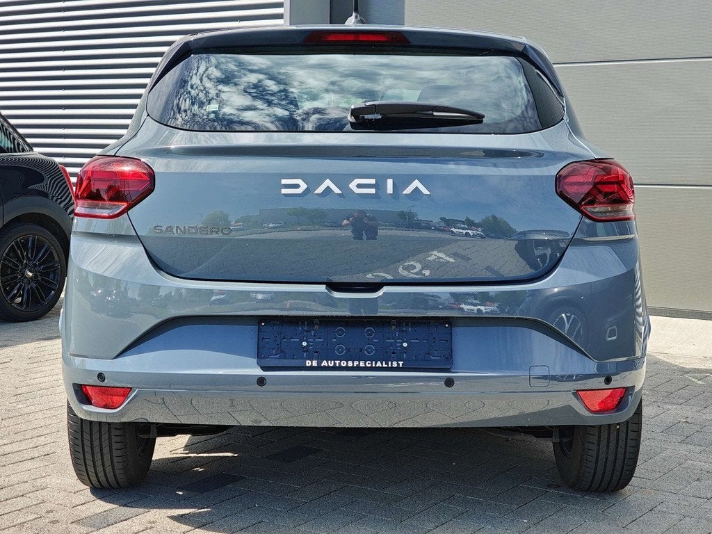 Dacia Sandero Access (année de construction 2025), 121 g/km, Argent ou Gris, Achat, Euro 6