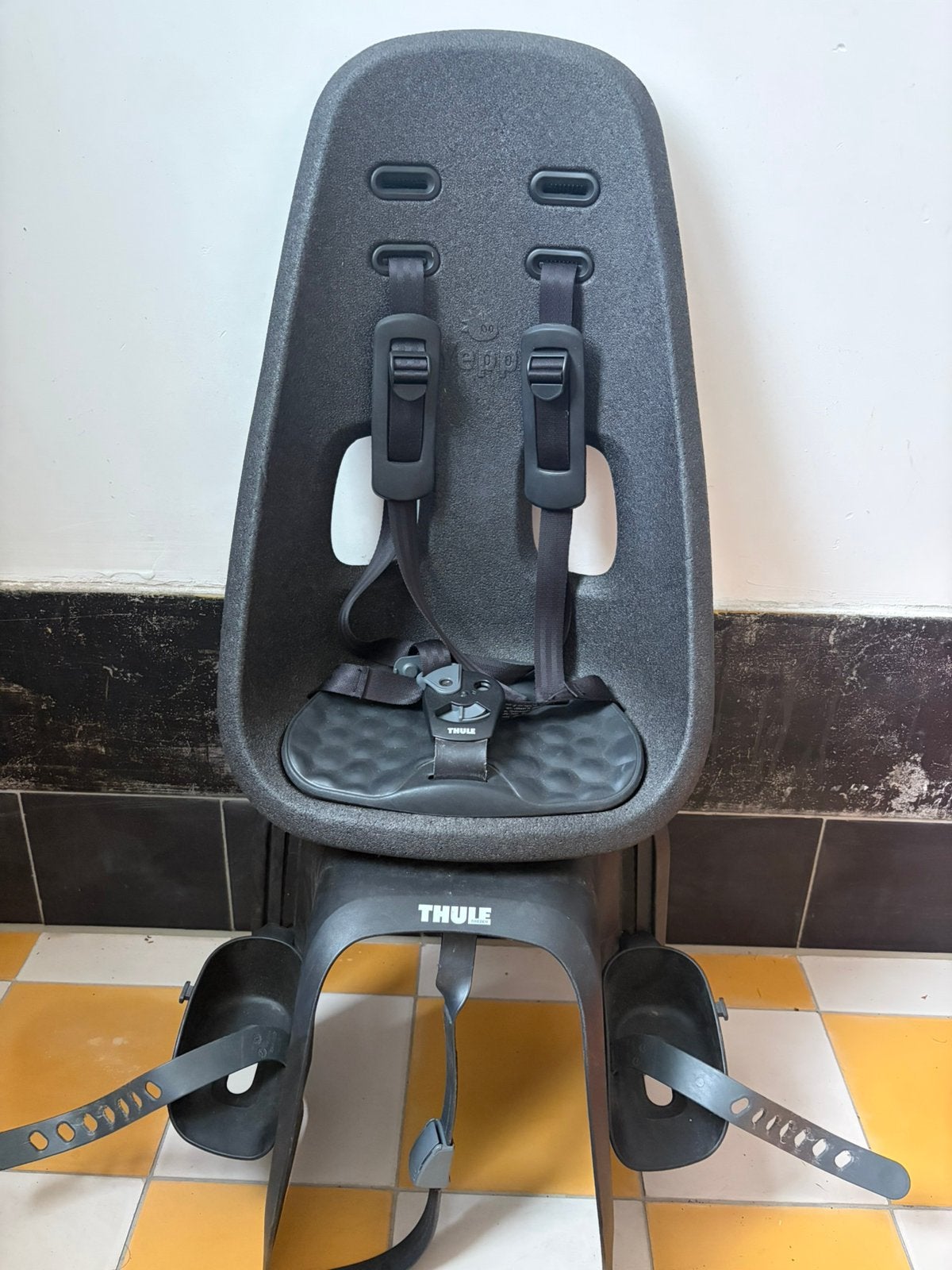 Thule Yepp fietsstoeltje, Fietsen en Brommers, Ophalen of Verzenden, Zo goed als nieuw