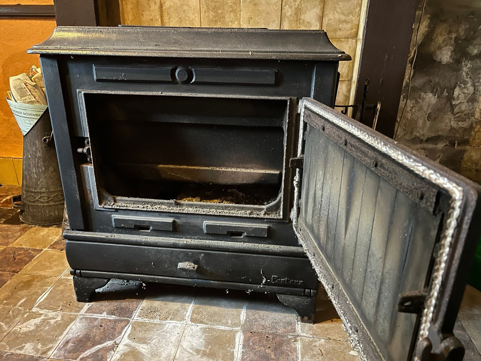 Poêle à bois et charbon, Enlèvement, Comme neuf, Bois, Poêle à bois