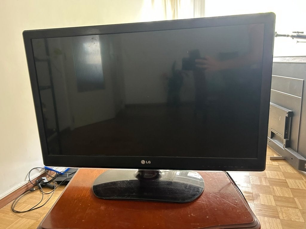 TV LG 32 inch – model 32LS3500, Ophalen, Zo goed als nieuw, LED, LG