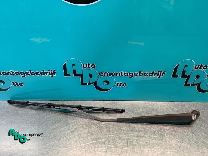 Bras essuie-glace avant d'un Daihatsu Sirion (Sirion 98-), Daihatsu, -, 3 mois de garantie, Utilisé