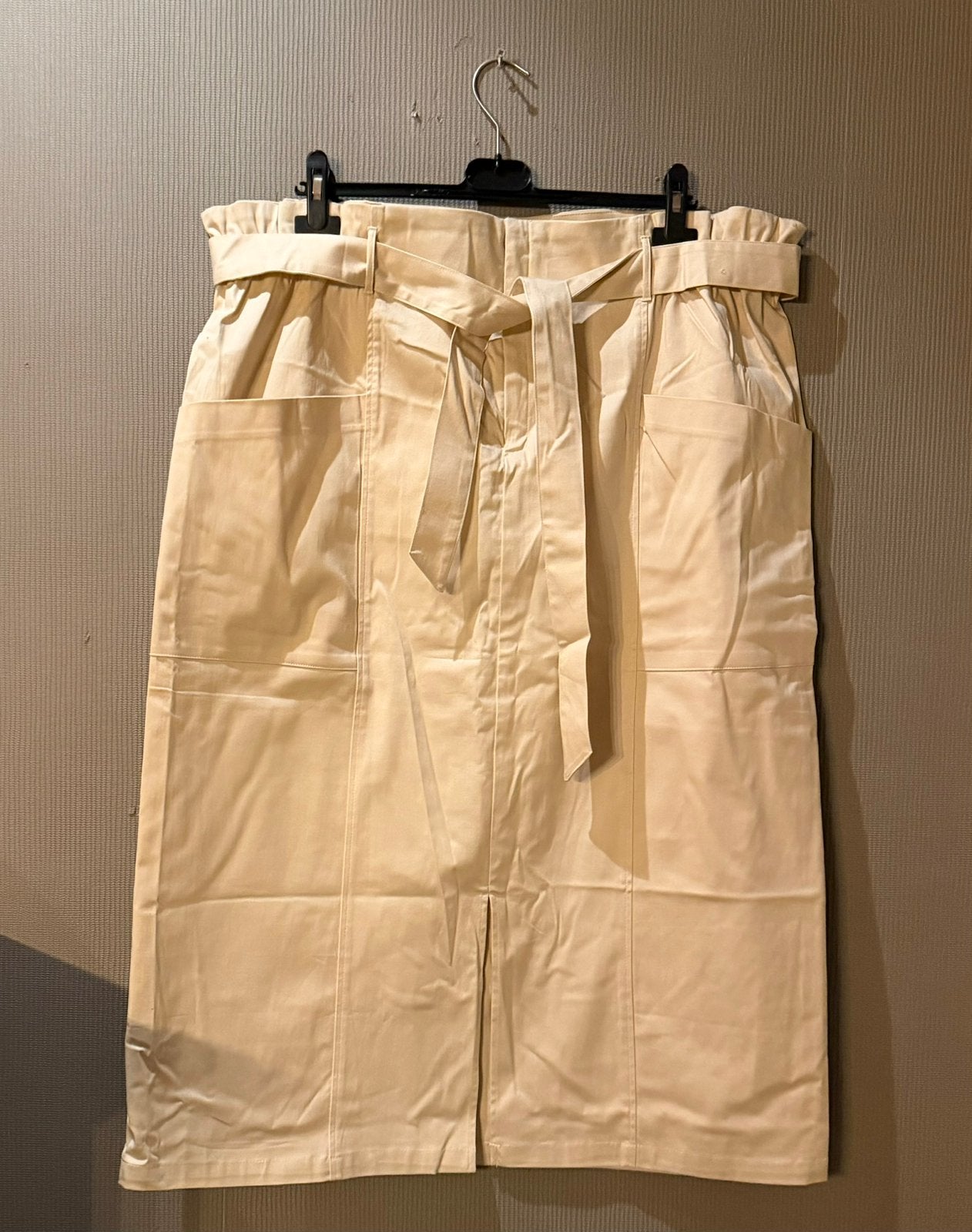 Nouvelle jupe beige pour femme (50), Enlèvement, Neuf, Beige, Jupe
