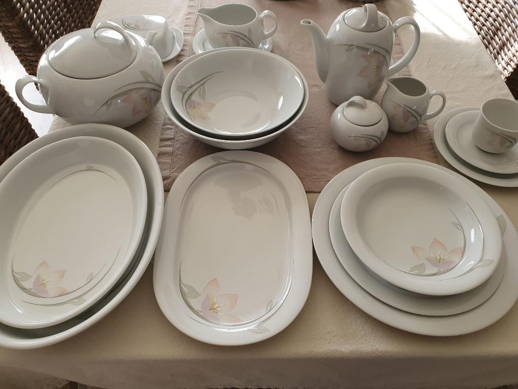 eetservies, Huis en Inrichting, Ophalen, Gebruikt, Keramiek, Compleet servies