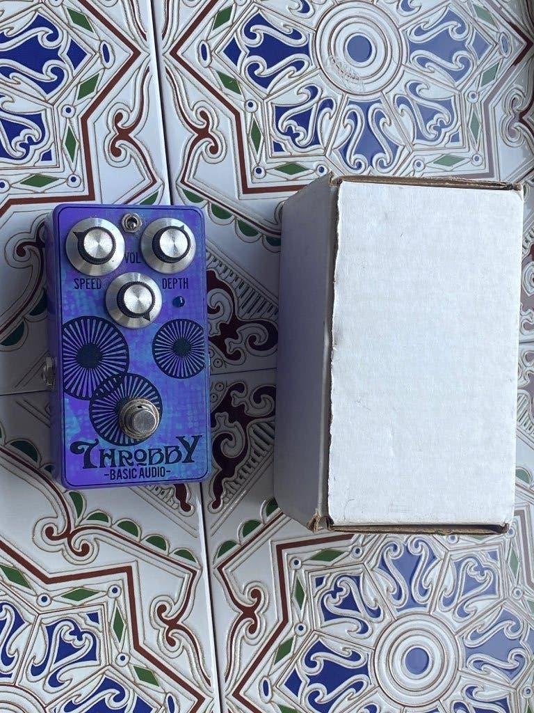 Basic Audio Throbby, Musique & Instruments, Effets, Enlèvement ou Envoi, Utilisé, Autres types