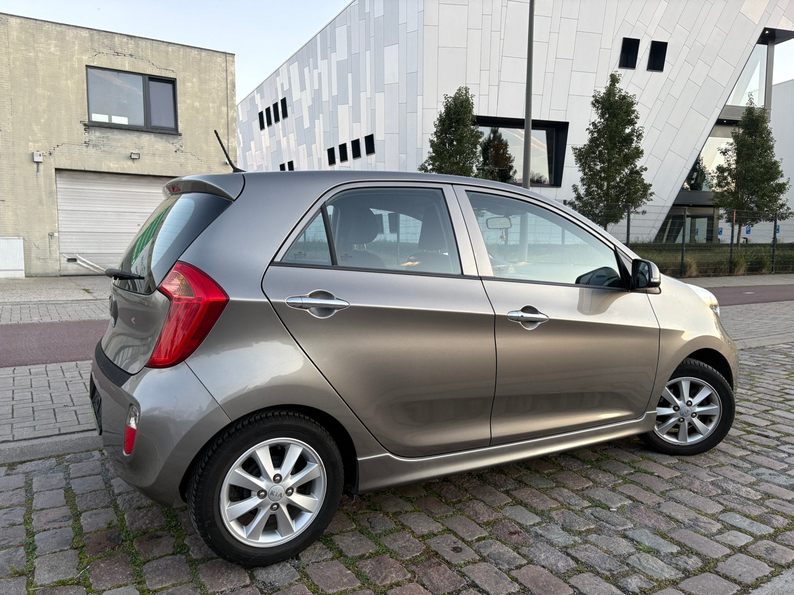 Kia Picanto | 12 M Garantie | 70 Dkm|Automaat| Benzine|2013|, Auto's, Stof, 4 cilinders, Bruin, Picanto