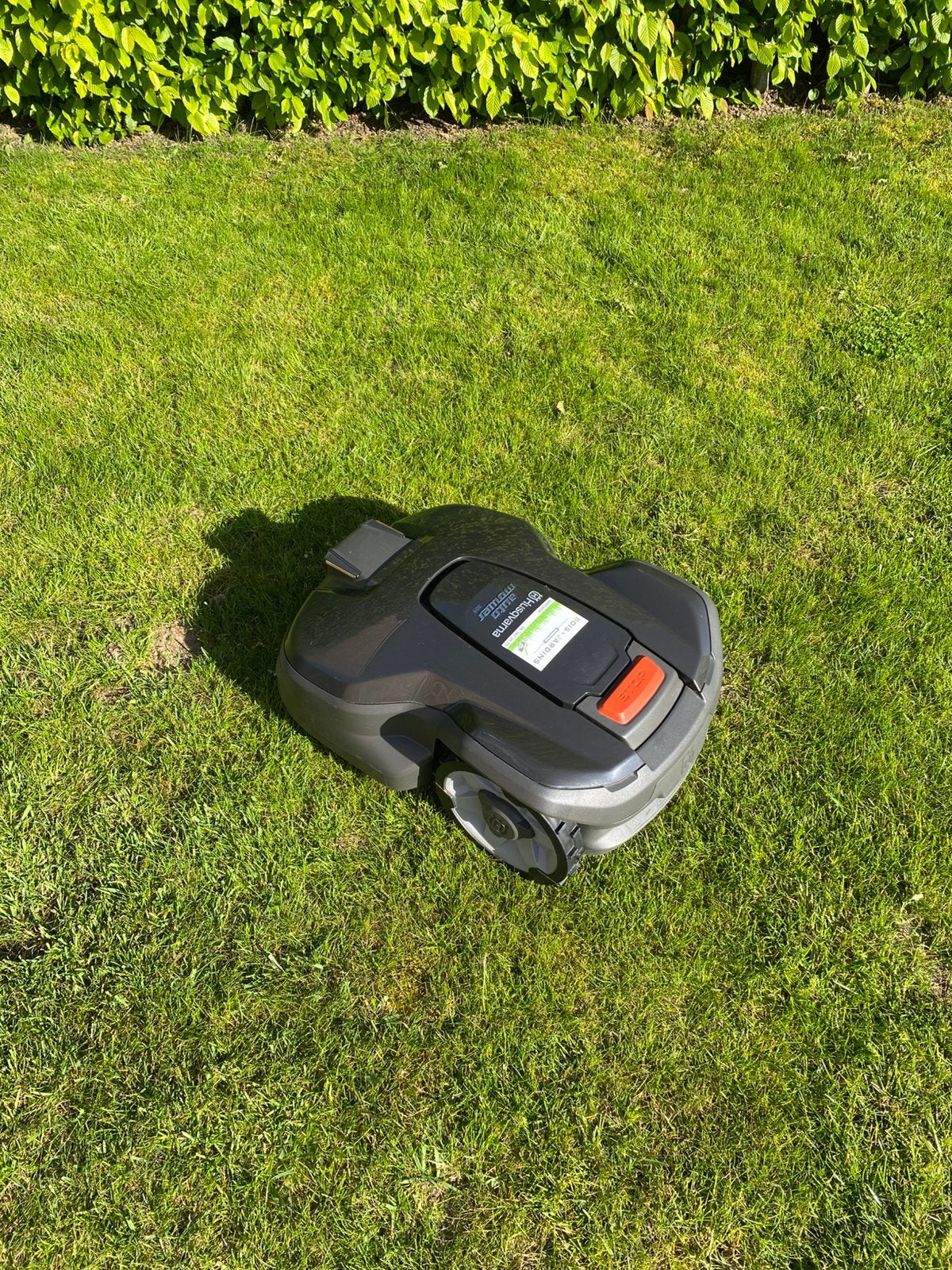 Robot tondeuse HUSQVARNA Automower 305, Enlèvement, Comme neuf