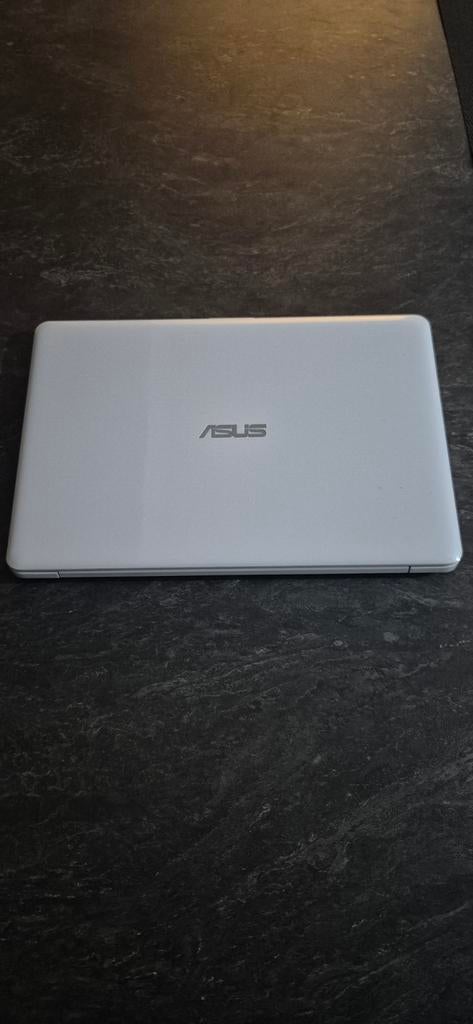 Pc asus e203m, Enlèvement, HDD