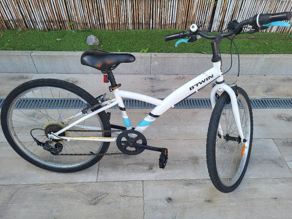 Vélo enfant B'TWIN Decathlon 24 pouces – 6 vitesses, Vélos & Vélomoteurs, Vélos | Vélos pour enfant, Utilisé, Enlèvement