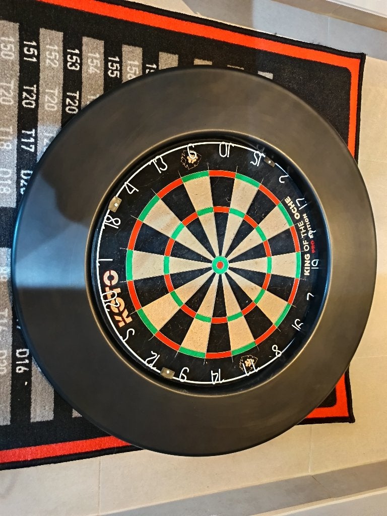 Jeu de fléchettes, Enlèvement, Comme neuf, Cible de fléchettes avec fléchettes