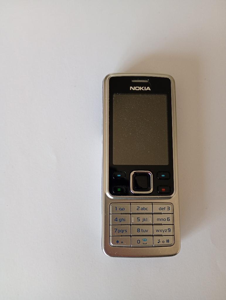 Nokia 6300, Enlèvement ou Envoi, Classique ou Candybar, Clavier physique, 3 à 6 mégapixels