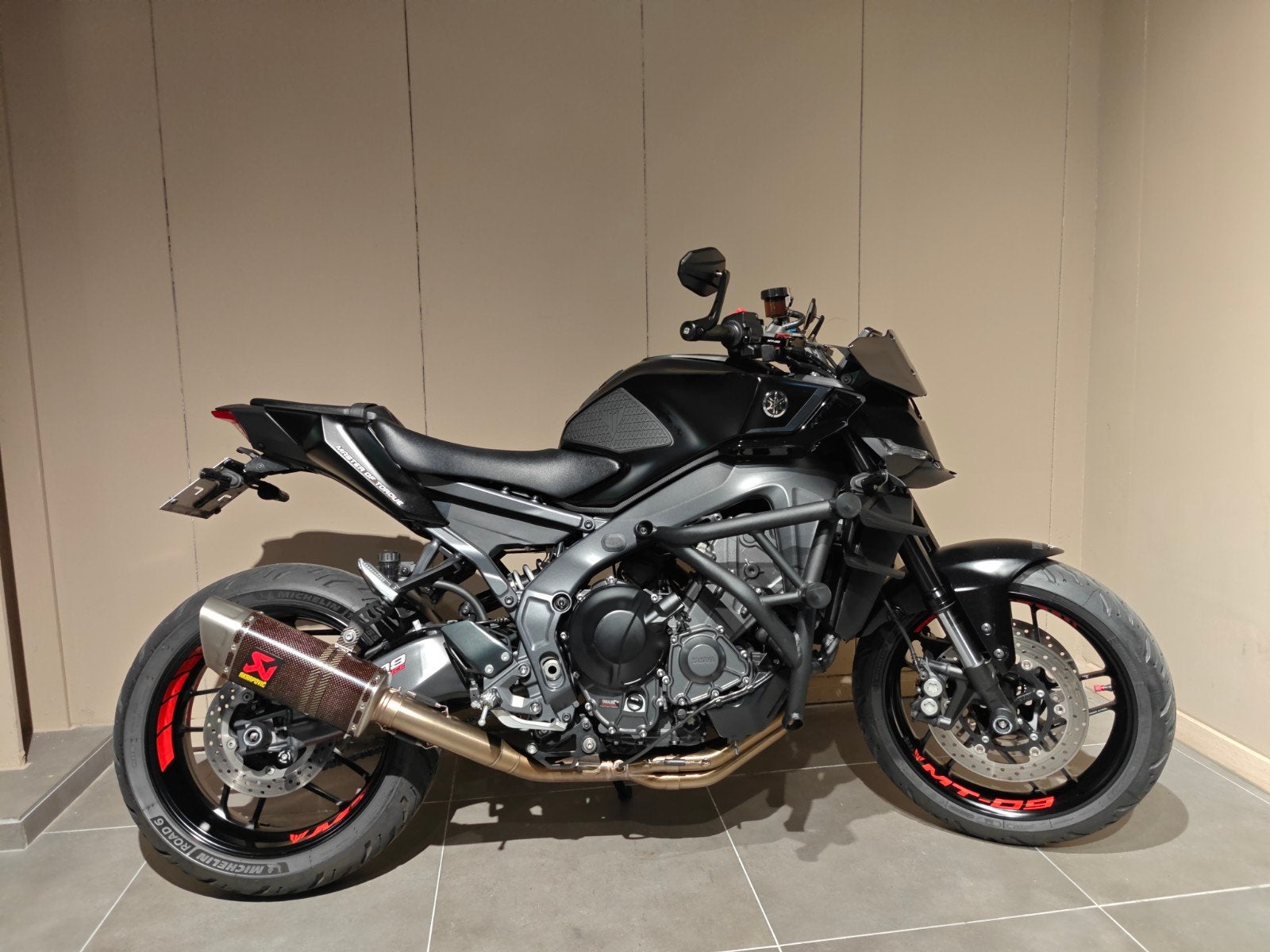 Yamaha MT09 met 3 jaar garantie !, Motorrijbewijs A, Meer dan 35 kW, Naked bike, Gebruikt