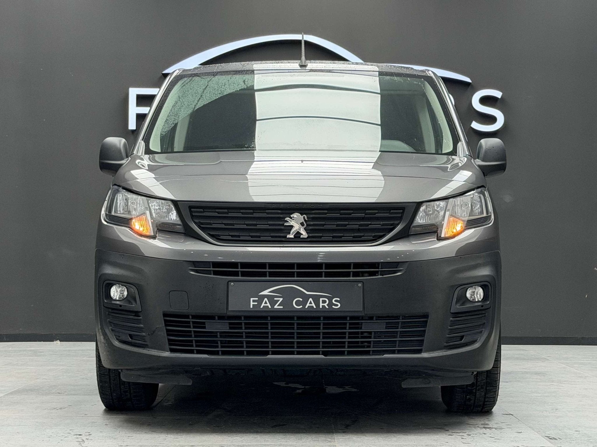 Peugeot Partner 1.6 BlueHDi L2H1 * CLIM + GPS + GARANTIE *, Auto's, Voorwielaandrijving, 4 deurs, Stof, Gebruikt