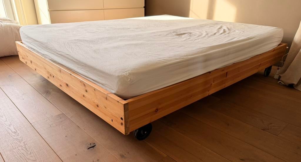 Bedkader 1m60 + latoflex + 2 matrassen gratis op te halen, Huis en Inrichting, Slaapkamer | Bedden, Ophalen, Bruin, Tweepersoons