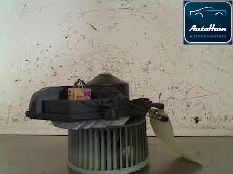 KACHEL VENTILATORMOTOR Passat (3B2) (|8D1819021B|), Gebruikt, Volkswagen