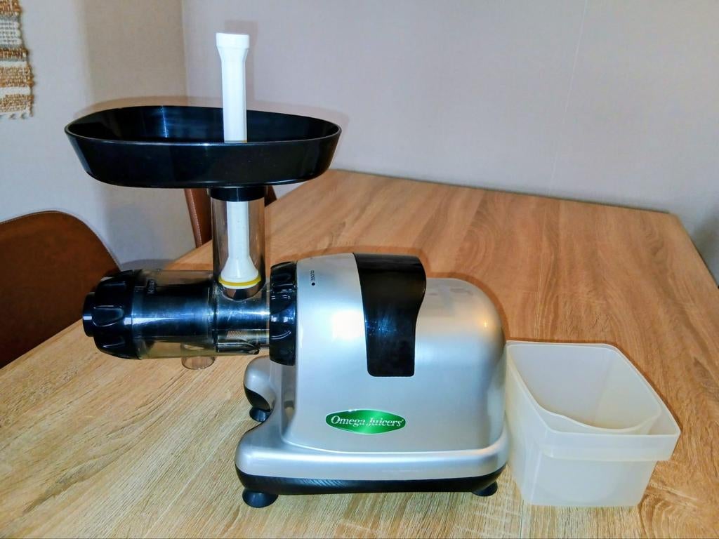 Extracteur de jus Omega Juice professionnel, Electroménager, Enlèvement