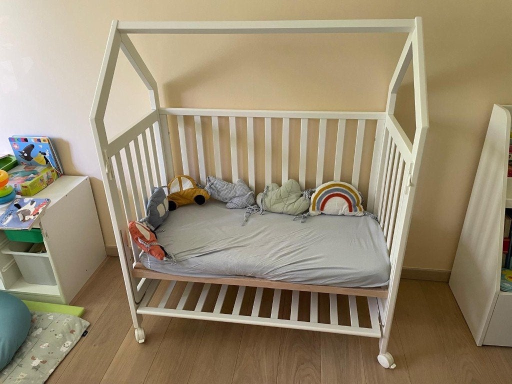 Azzurra Design Contact Domus anti-reflux babybed (0—3 jaar), Ophalen of Verzenden, Zo goed als nieuw, Ledikant