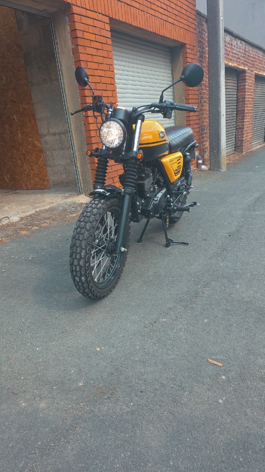moto bullit 125, Jusqu'à 11 kW, Neuf, Particulier